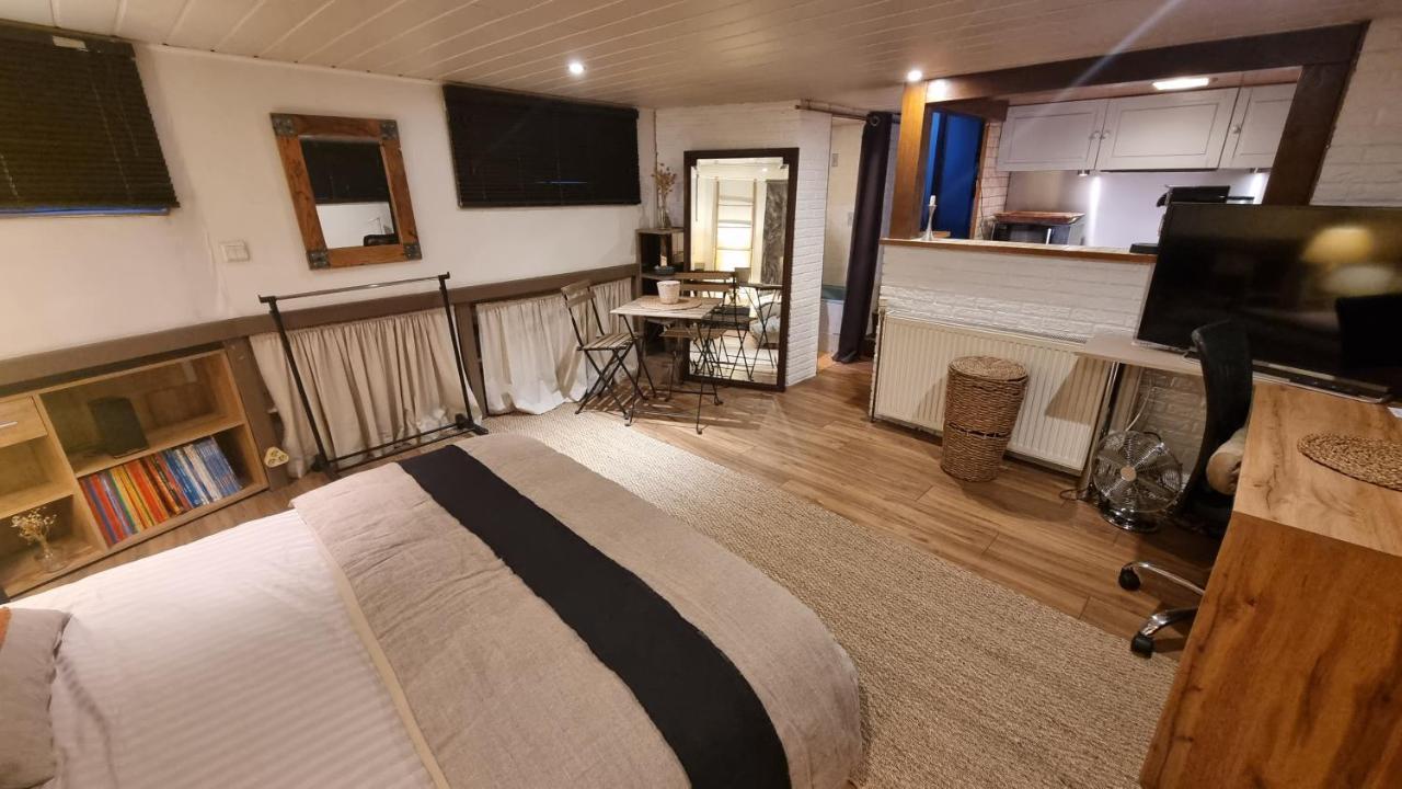 Logement Vue Sur La Seine Boulogne-Billancourt Exteriör bild