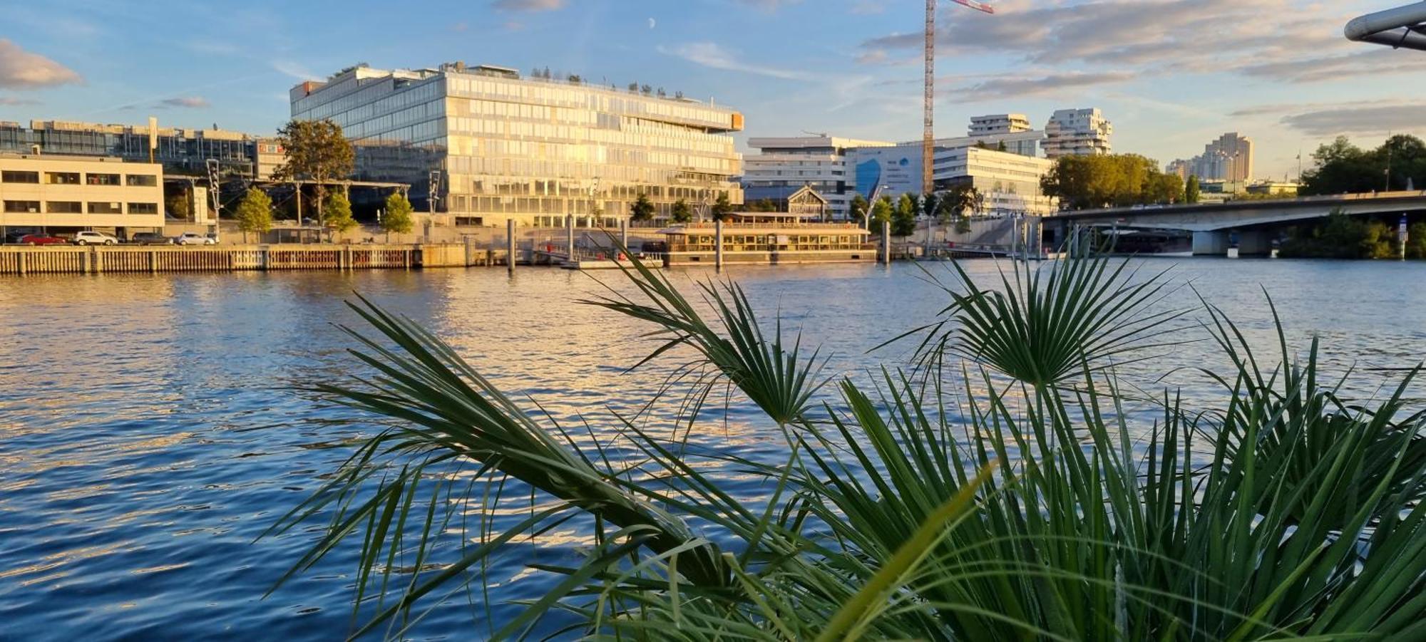 Logement Vue Sur La Seine Boulogne-Billancourt Exteriör bild